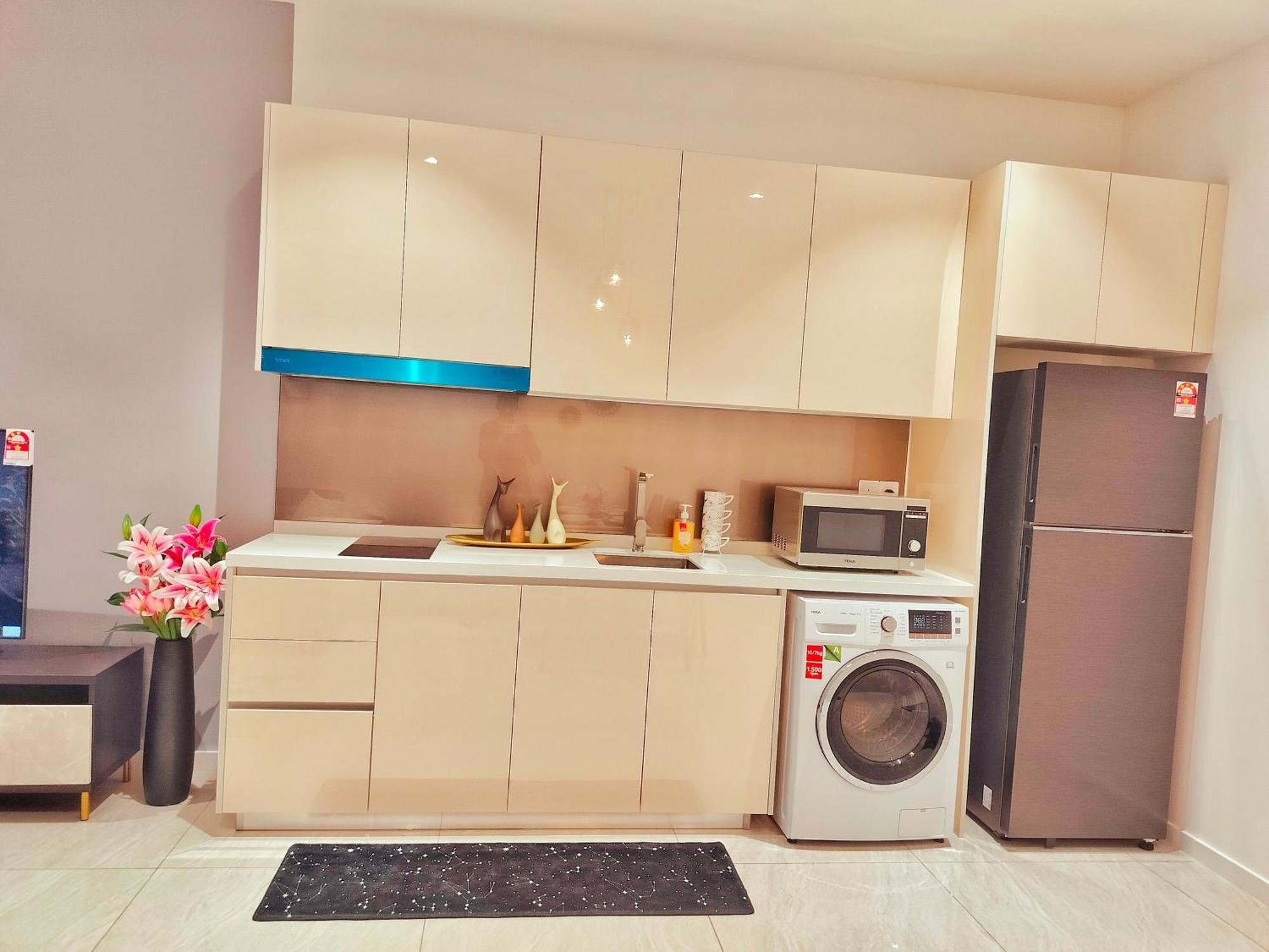 Apartment Lila Quill Klcc