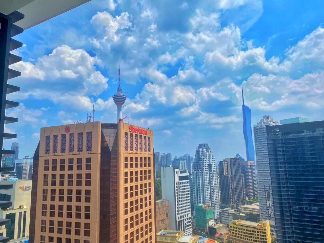 Lila Quill Klcc