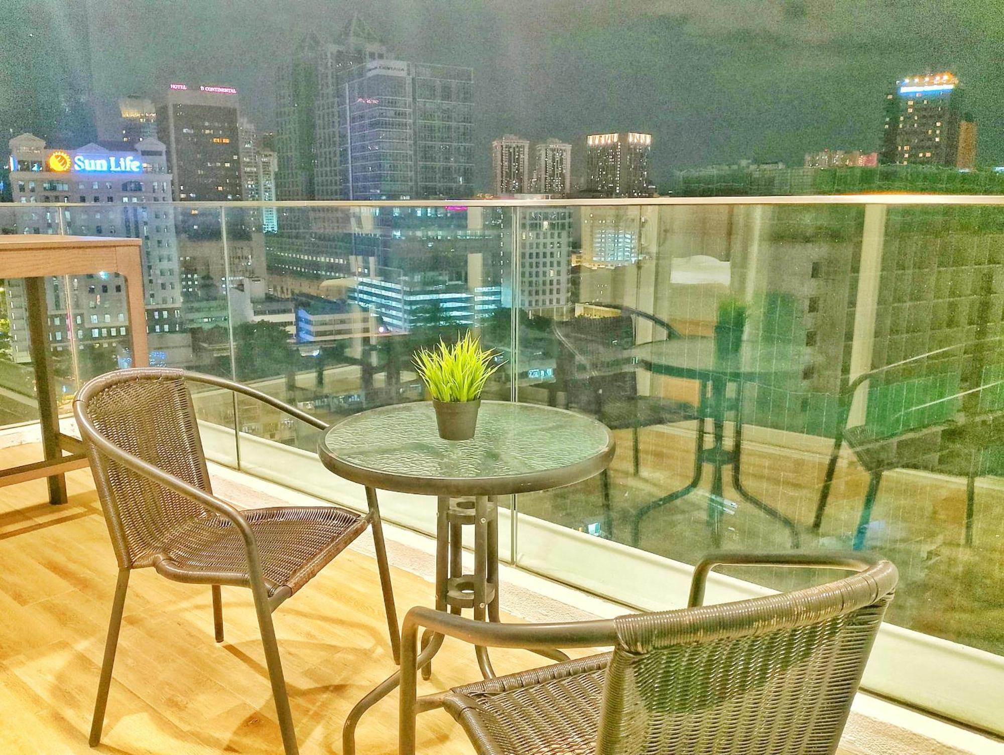 Lila Quill Klcc